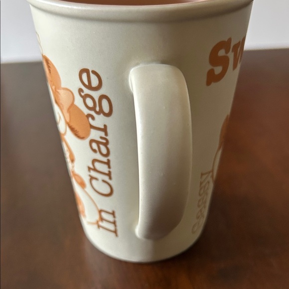 Classic Minnie Mouse Disney Mug - Picture 5 of 5